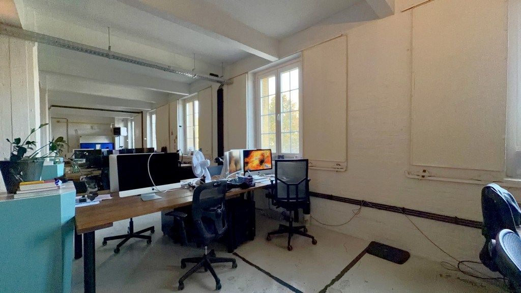 Kantoren te huur in gerenoveerd pakhuis La Cloche in Antwerpen foto 5
