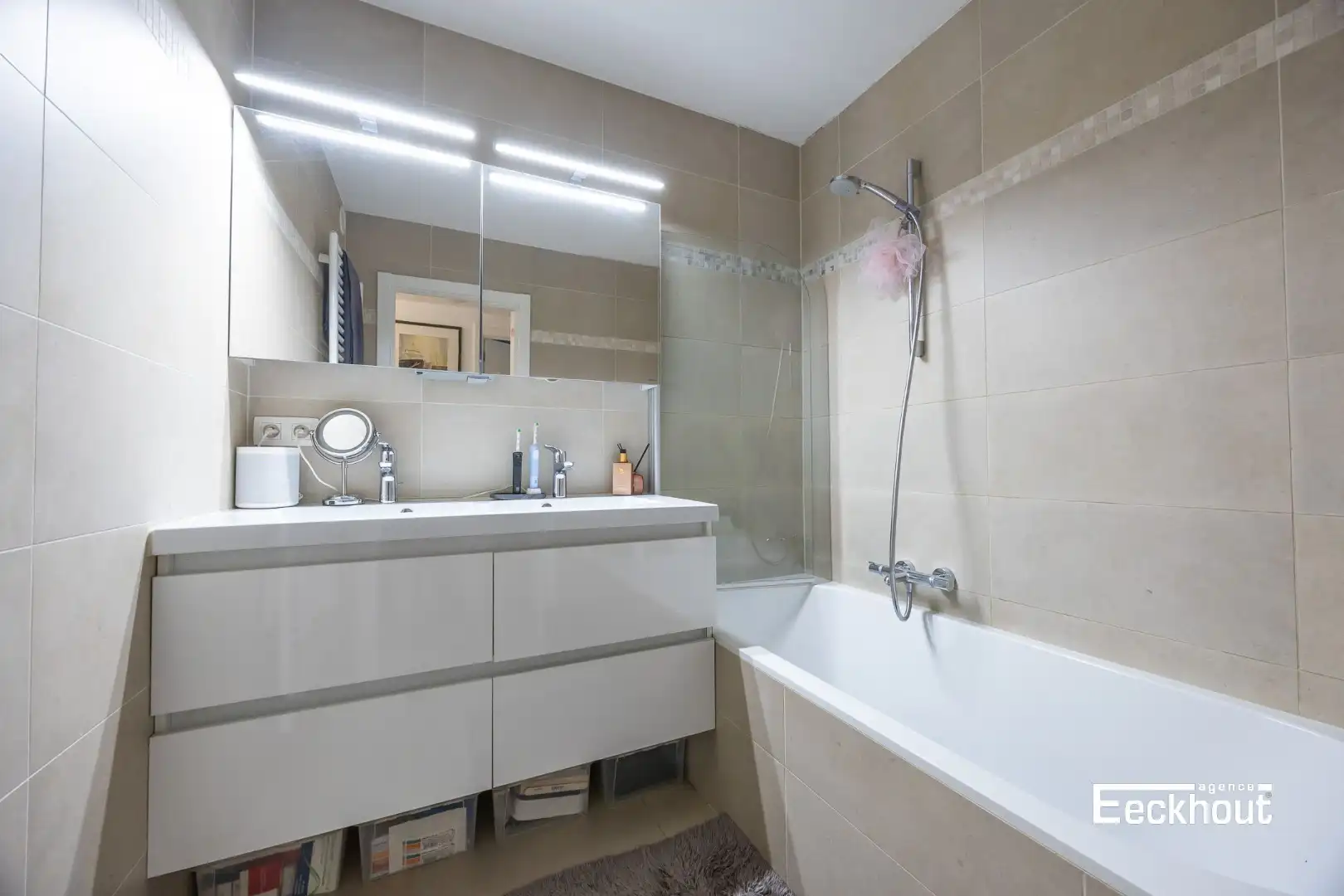 Instapklaar appartement met ruim zonneterras in het centrum van Oostende! foto 9