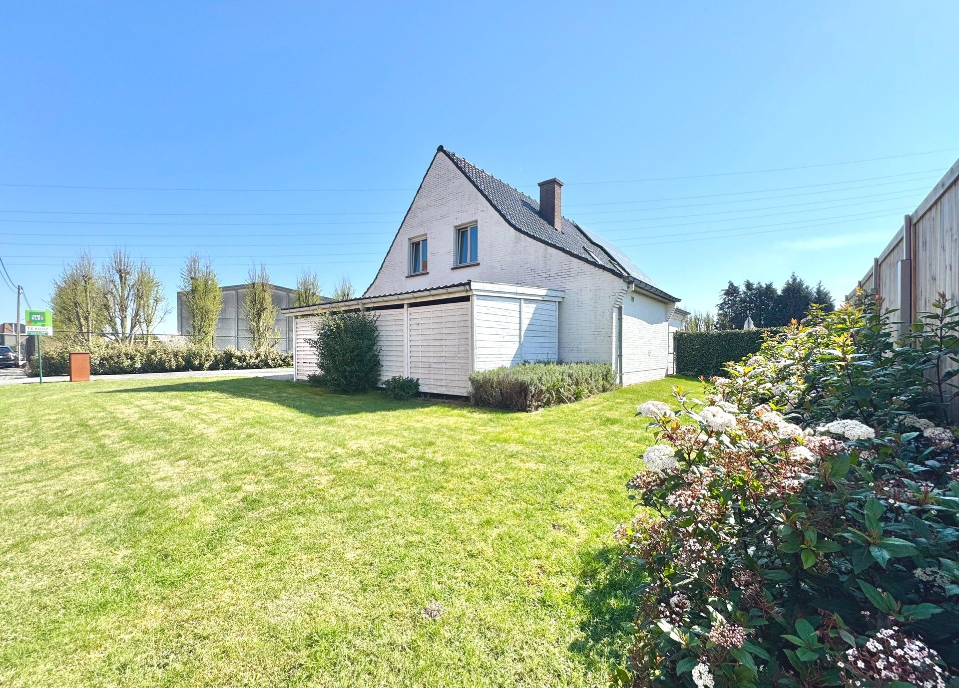 VRIJSTAANDE WONING IN LANDELIJKE STIJL foto 5