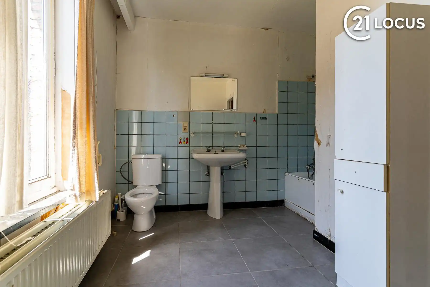 Instapklare HOB met 3 slaapkamers en tuin in hartje Beveren! foto 8