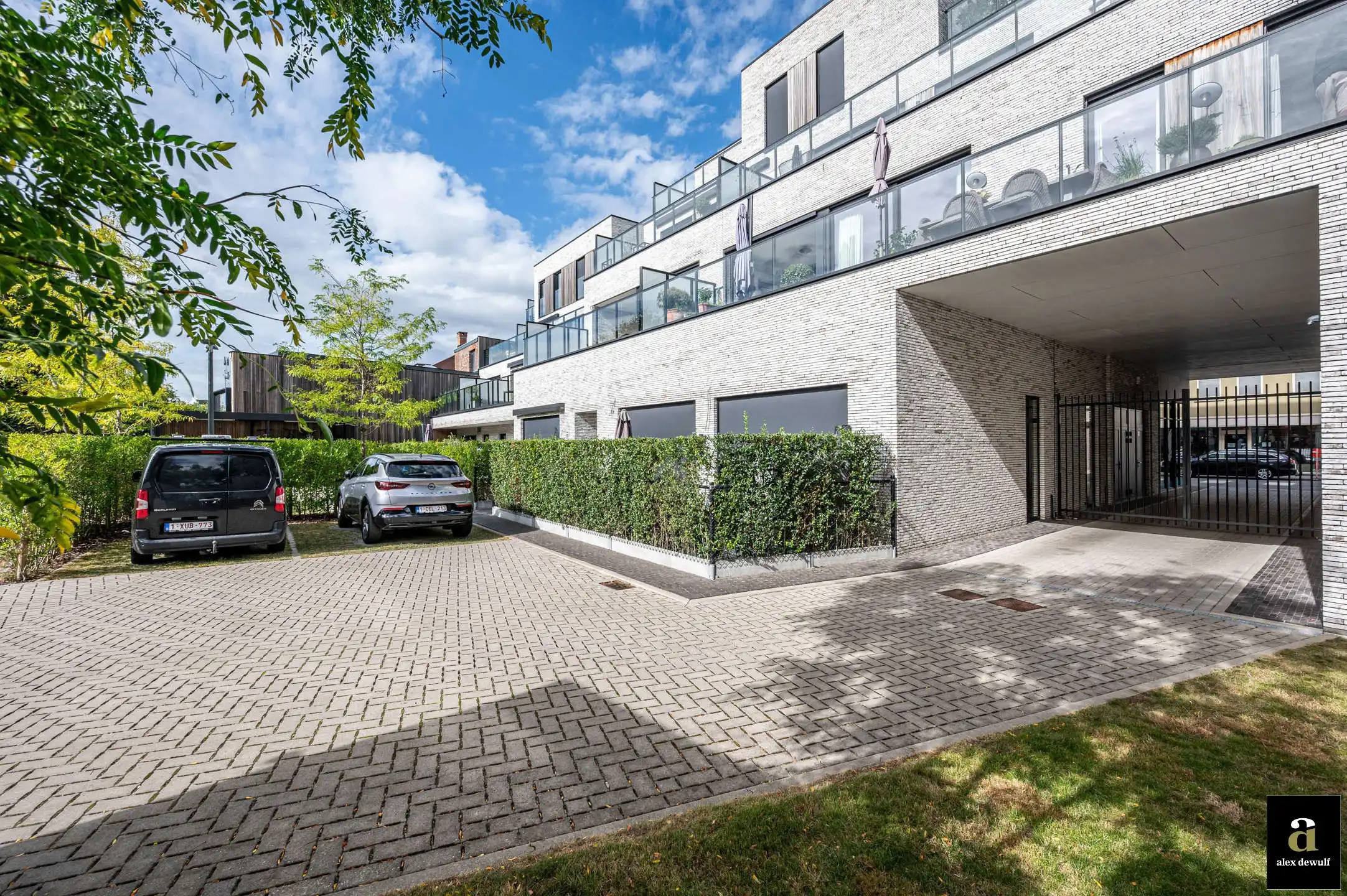 Recent appartement met groot terras, centrum Waregem [Stationsstraat]. foto 22