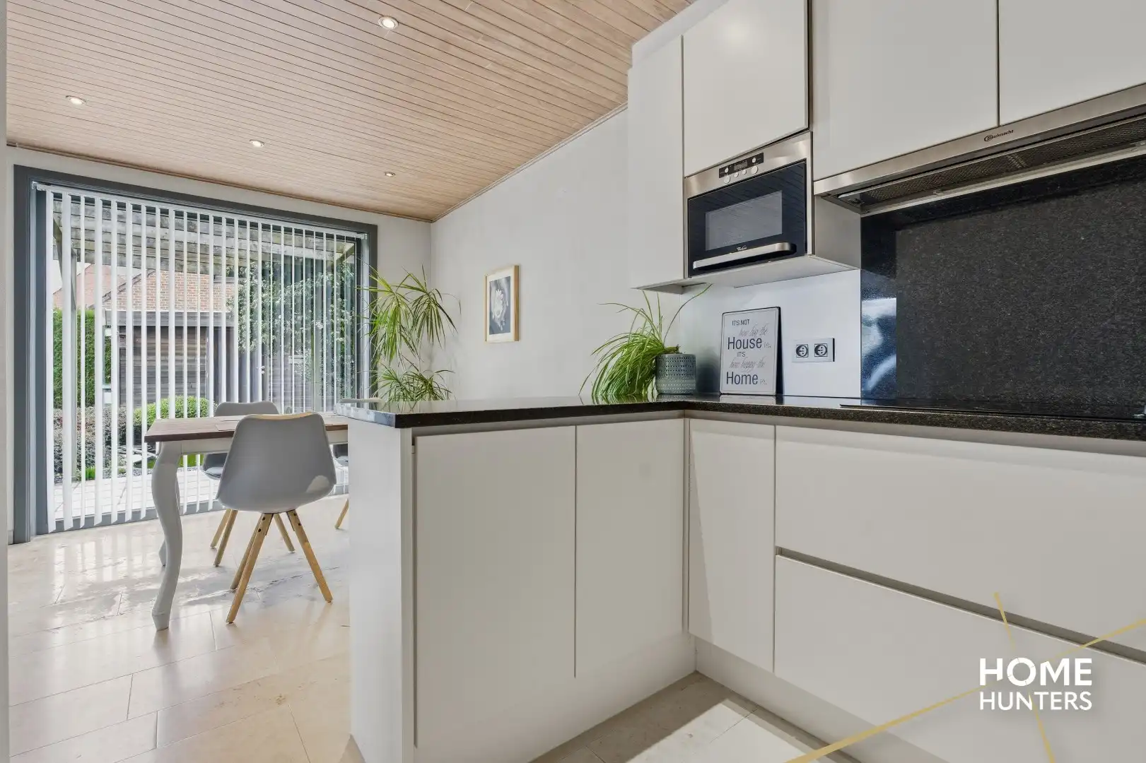 Halfopen bebouwing met alle wooncomfort op het gelijkvloers foto 7