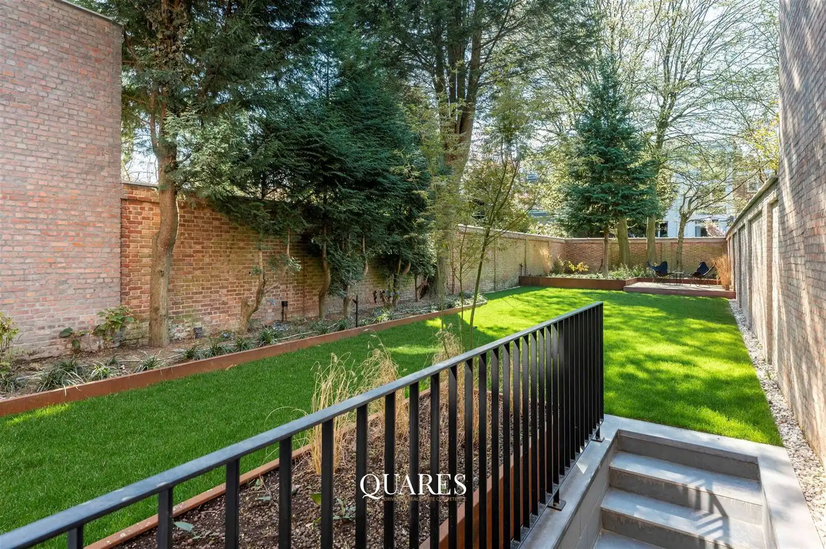 Prachtig gerenoveerde woning met 4 slaapkamers en zuidwest georiënteerde tuin in Pulhofwijk foto 32