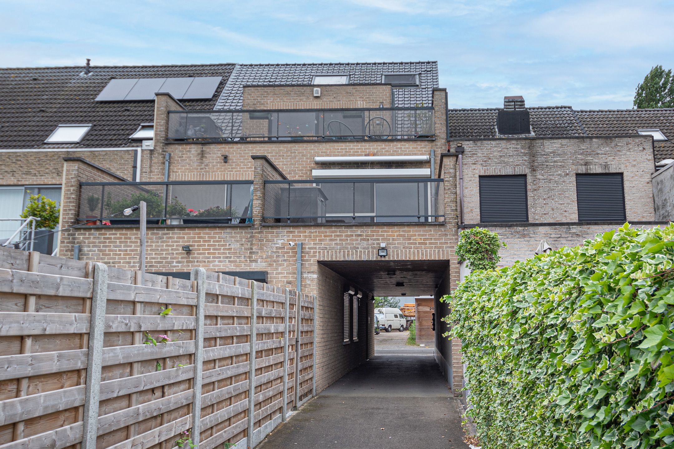 Instapklaar 1-slaapkamerappartement met garage foto 22