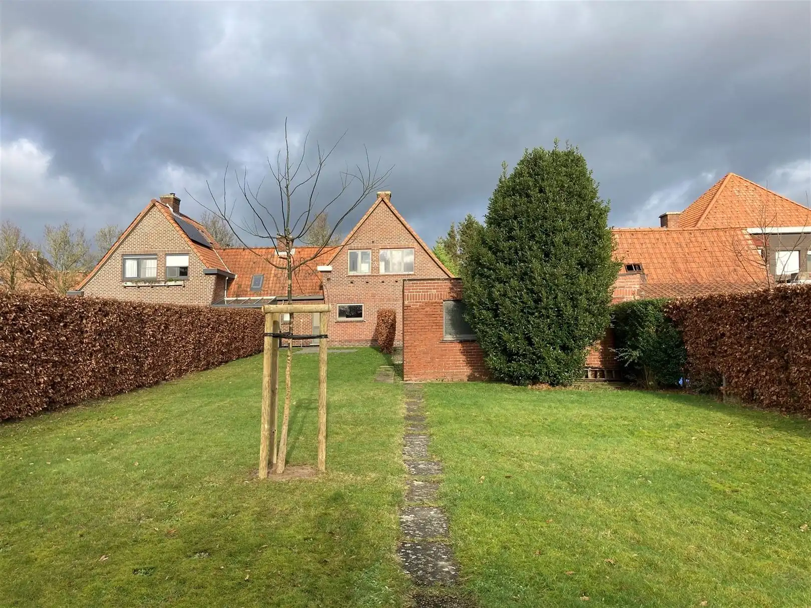 Woning met zonnige tuin foto 17