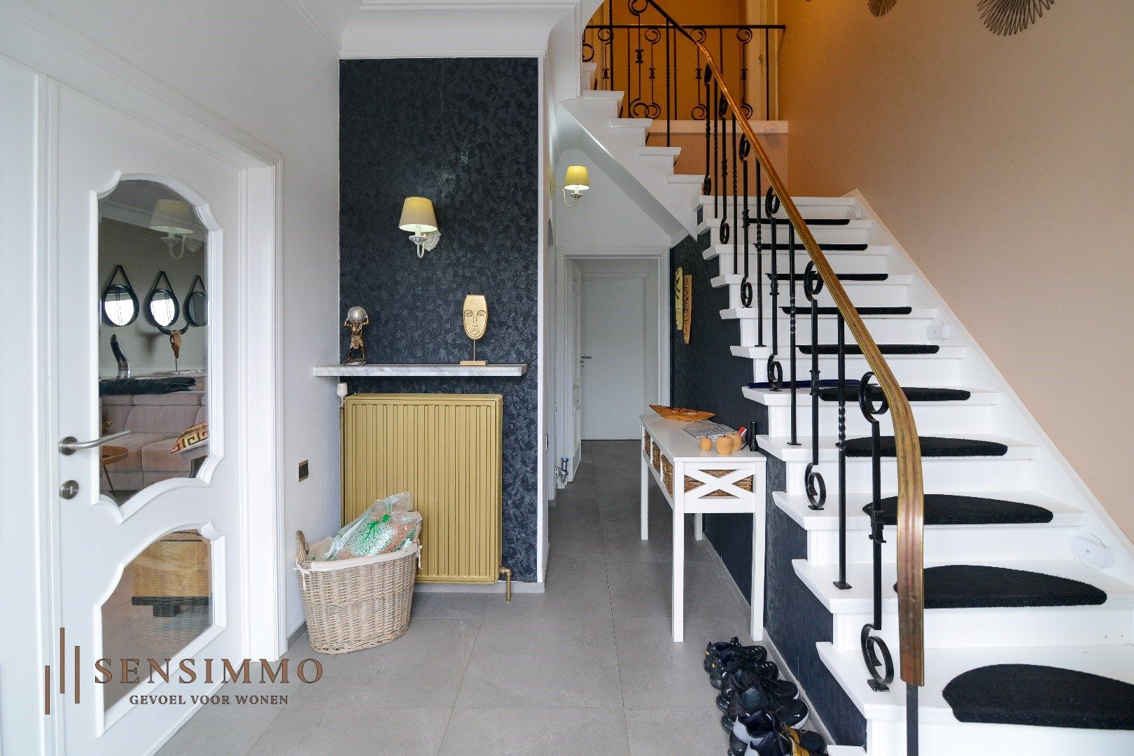 Unieke jaren ’70 woning met moderne upgrades en commerciële mogelijkheden foto 3