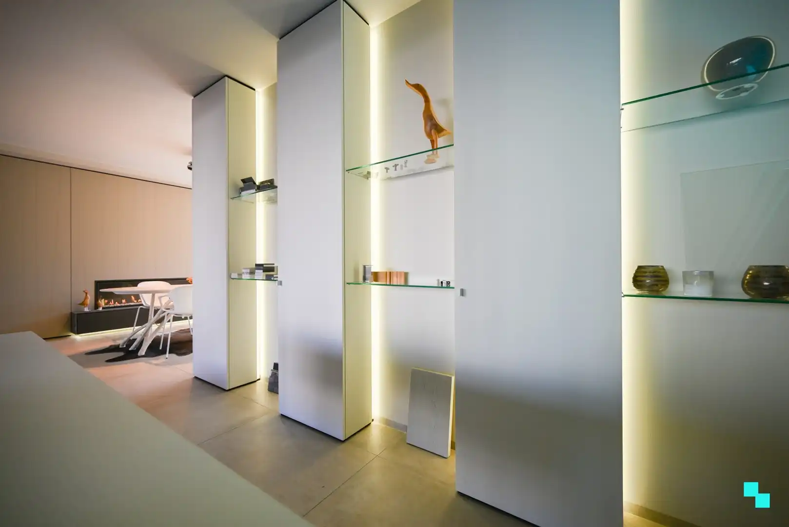 Piekfijn afgewerkte handelsruimte te Kachtem foto 8