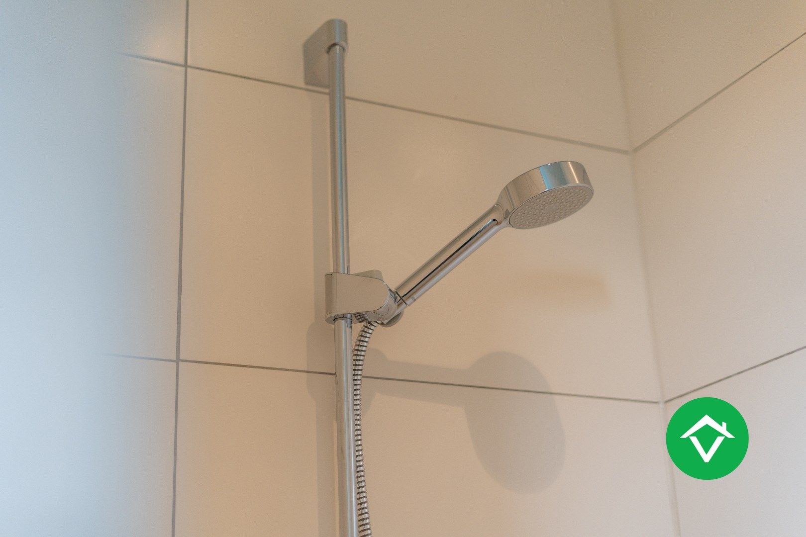 Instapklare, recente woning (2018) met 4 slaapkamers en garage in hartje Koekelare. foto 19