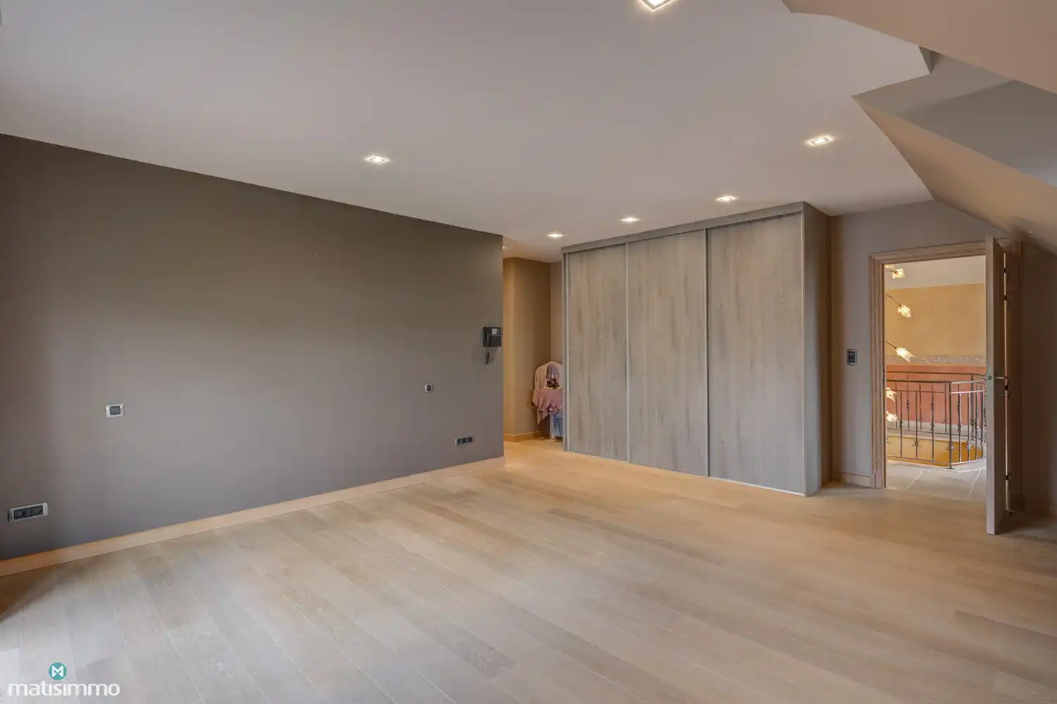 RIANTE INSTAPKLARE VILLA MET 4 SLAAPKAMERS EN RUIME TUIN IN HET LANDELIJKE MARTENSLINDE foto 23