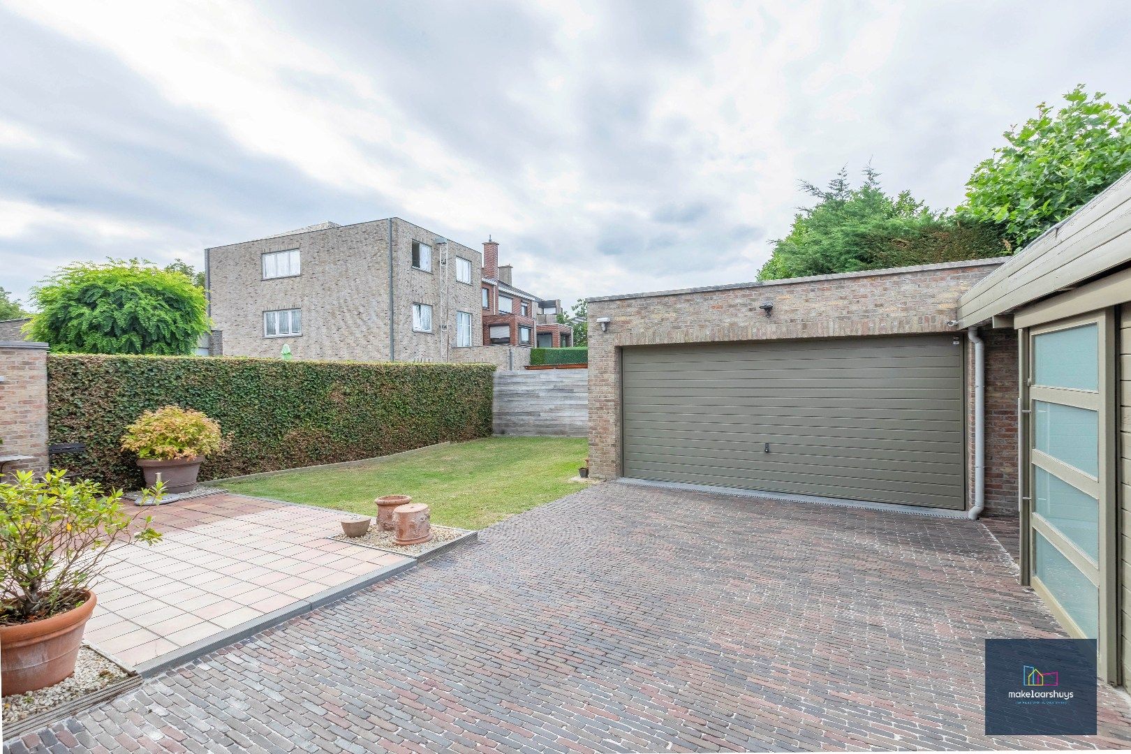 Stijlvolle HOB met 4 slpkamers, bureau en dubbele garage.  foto 14