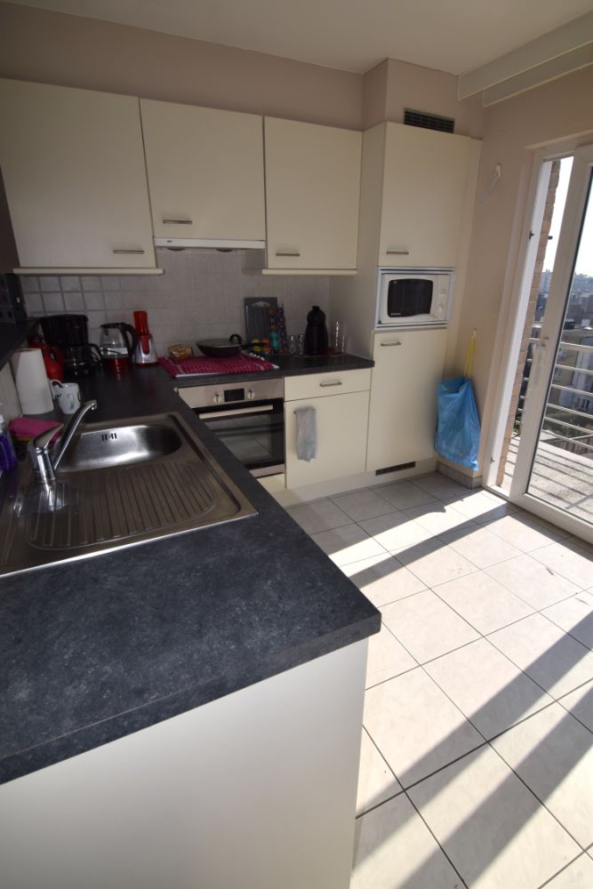 Mooi duplexappartement met drie slaapkamers en twee zongerichte terrassen. foto 7