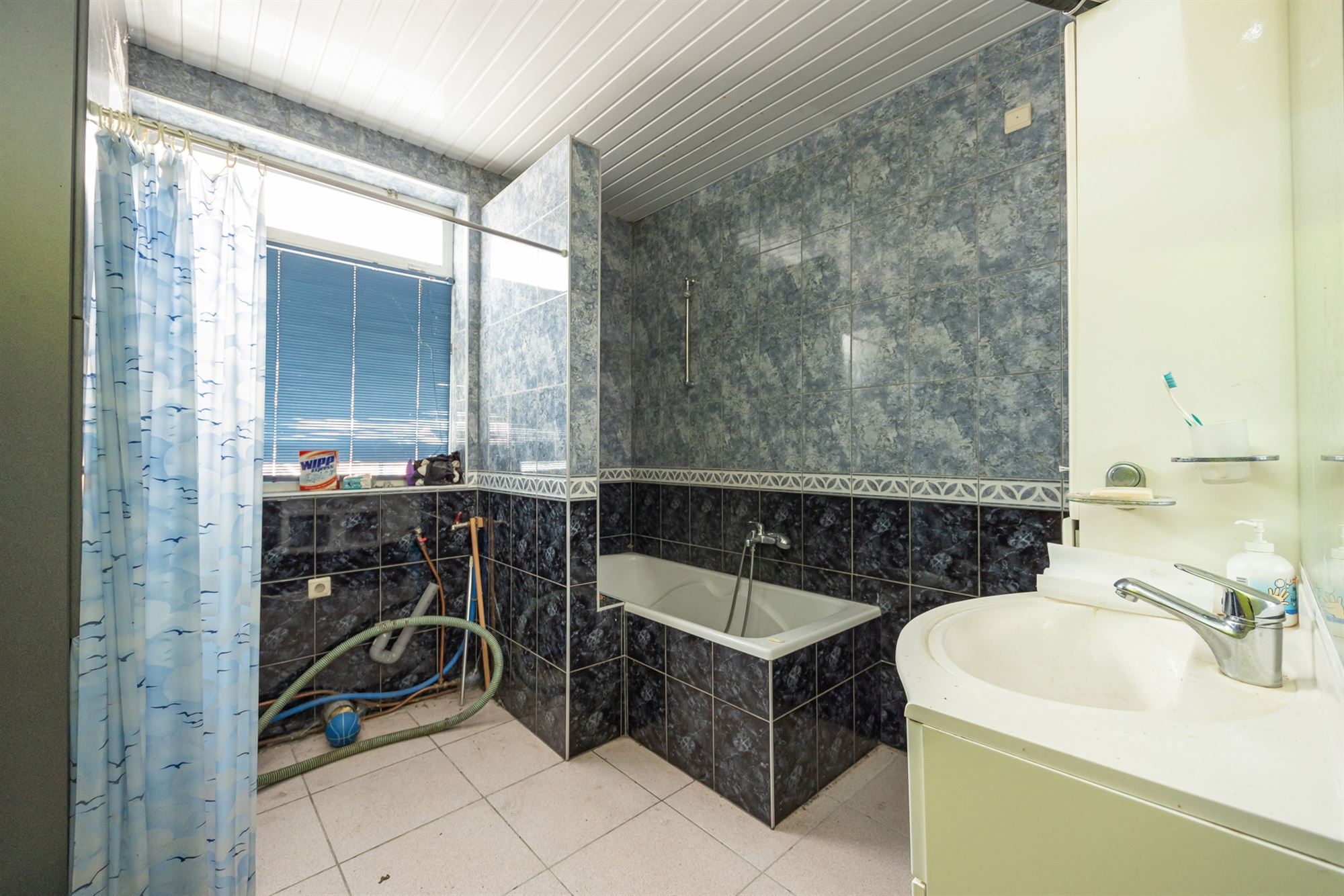 Te renoveren woning met magazijn in Mechelen-Zuid foto 20