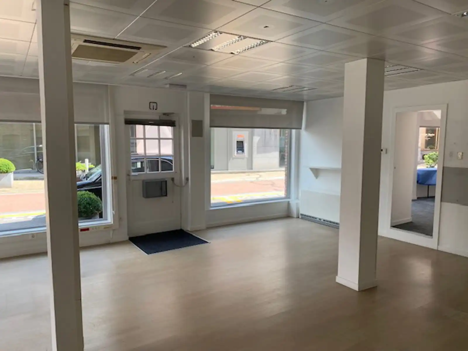 Handelszaak topligging foto 6