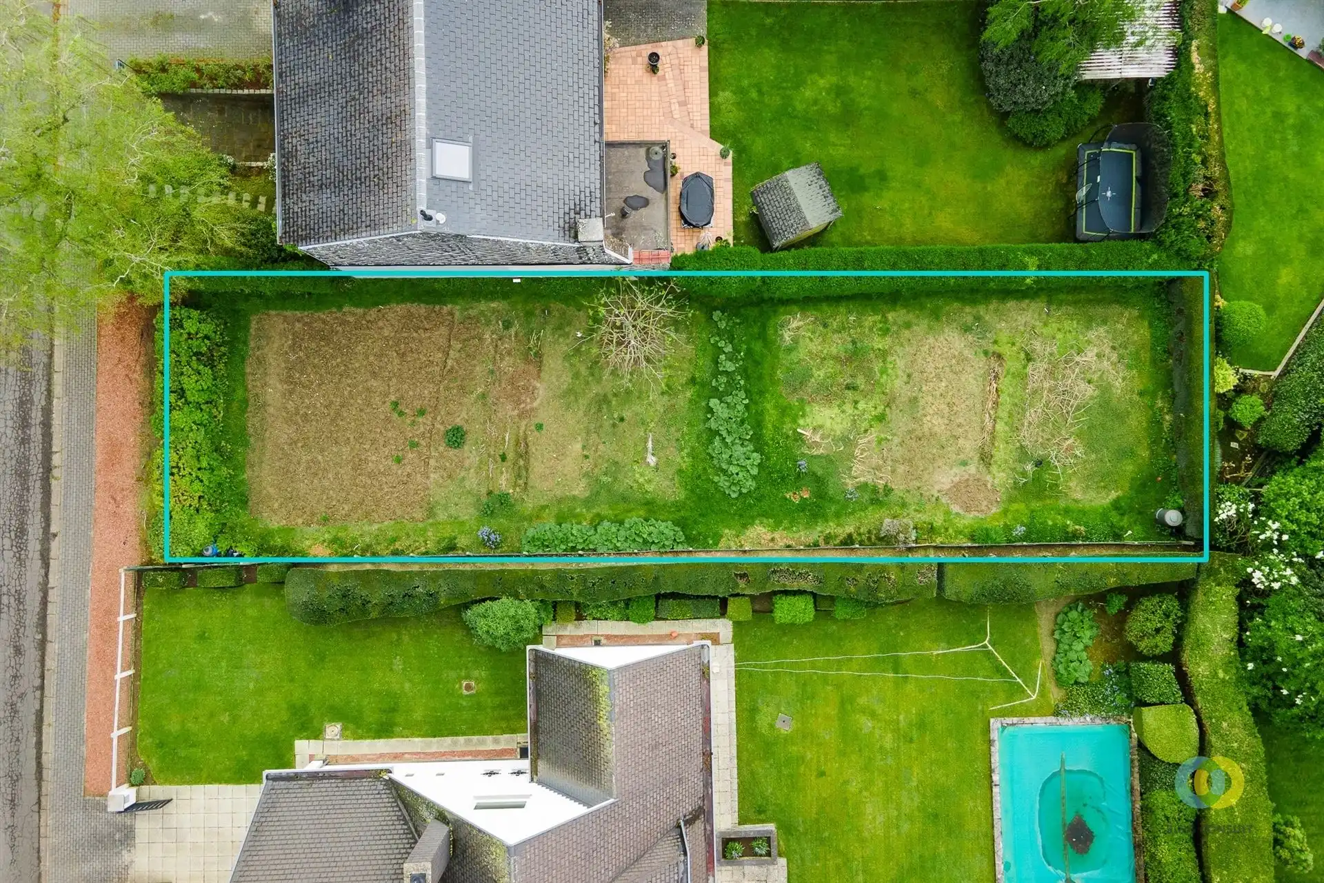 ** IN OPTIE** zuidgeoriënteerde bouwgrond in rustige straat foto 2