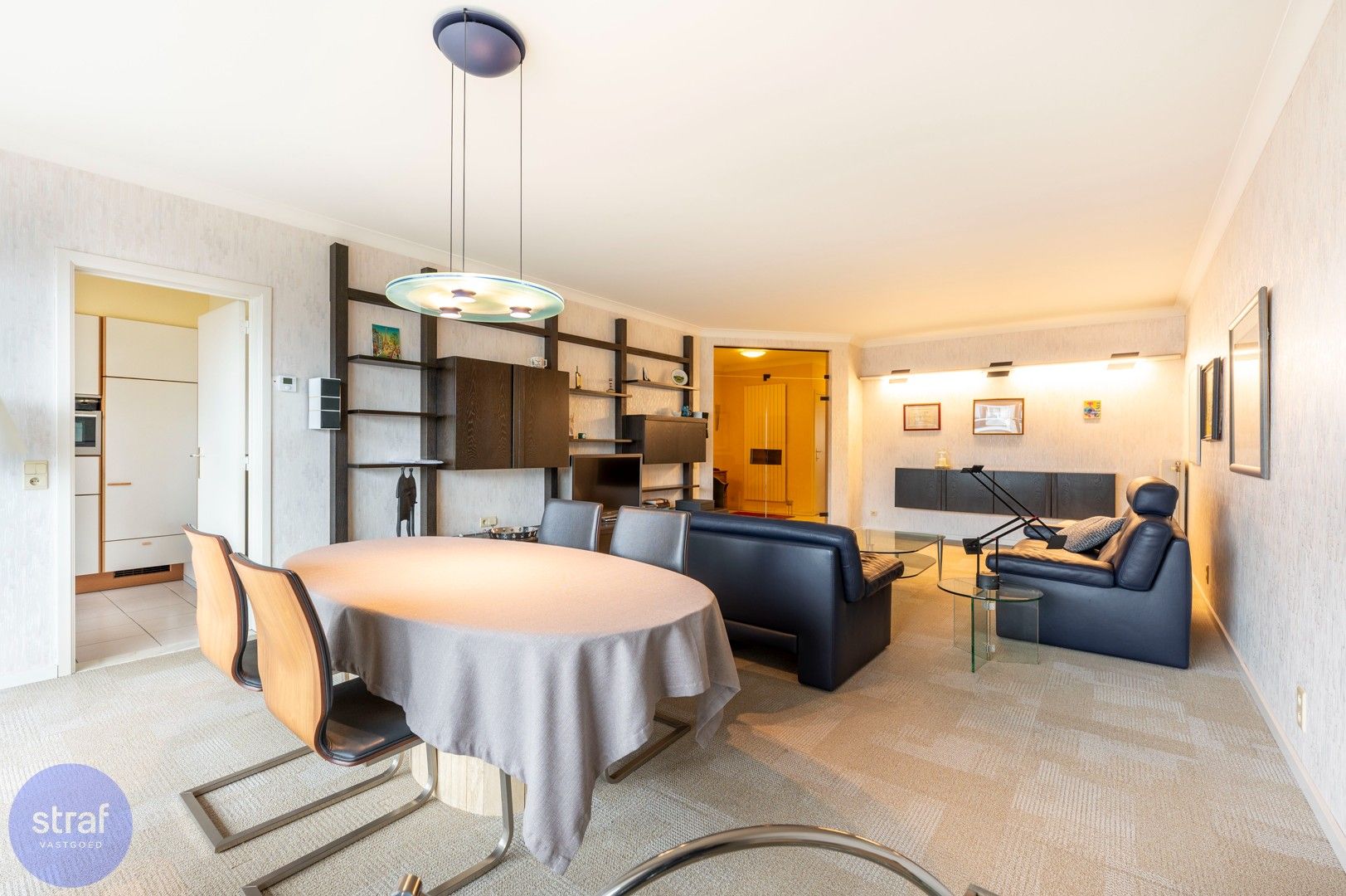 Groot  (118m2) appartement op bovenste verdieping met vrij uitzicht over 't Stad foto 3