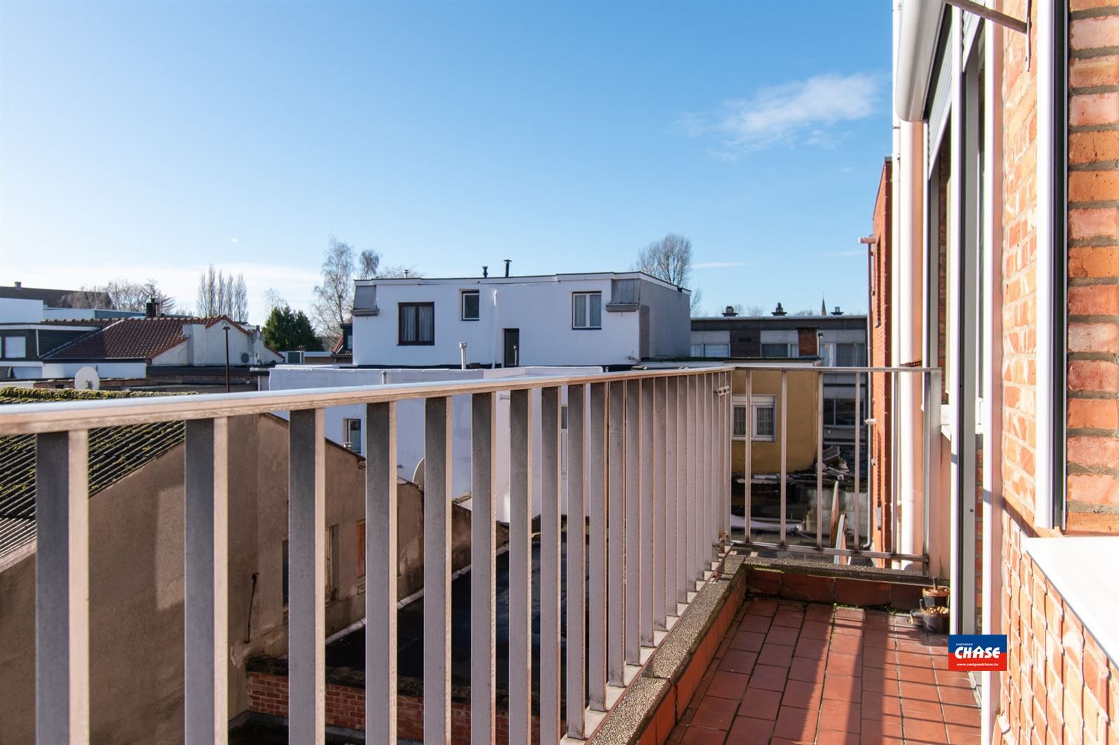 Appartement met 3 slaapkamers, terras en autostaanplaats foto 12