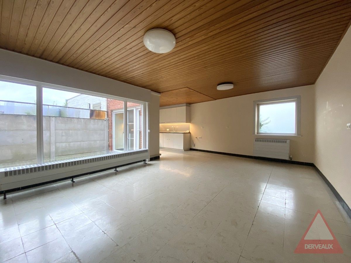 Zonnebeke – Charmante woning op centrale ligging nabij park en voorzieningen foto 5