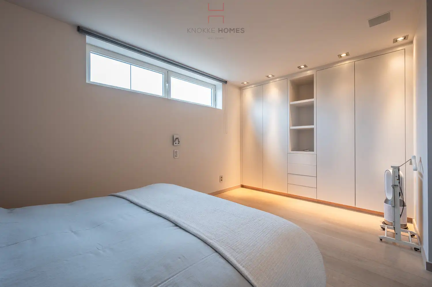 Bijzonder ruime en zeer rustig gelegen villa in Damme-Sijsele foto 23