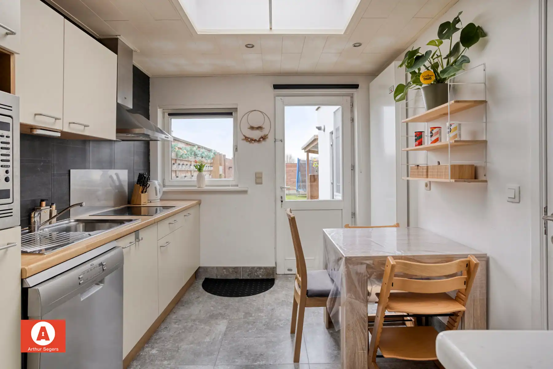 Instapklare woning, óók achteraan bereikbaar! foto 9