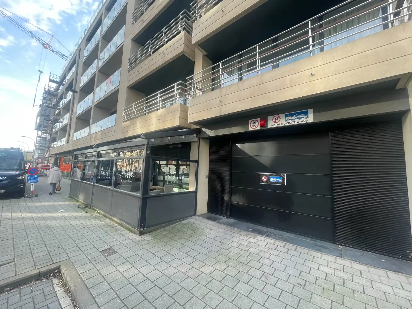 Ruime garagebox op steenworp van de haven foto 5