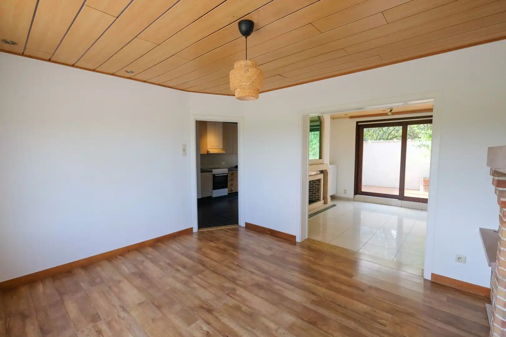 Instapklare woning te huur op grens met Nederland foto 6