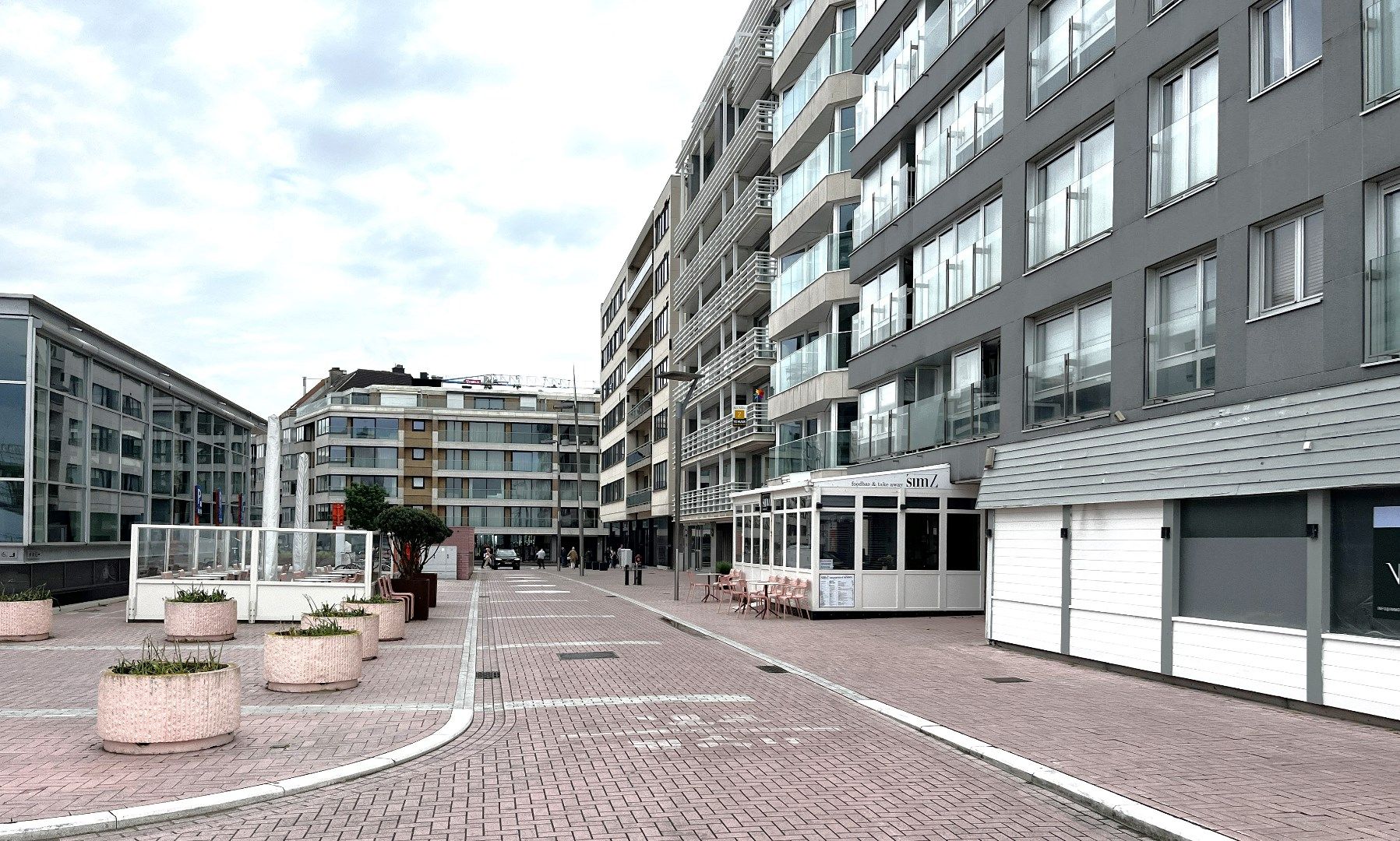 HOEK horecapand op de Zeedijk 659 met Lichttorenplein foto 3