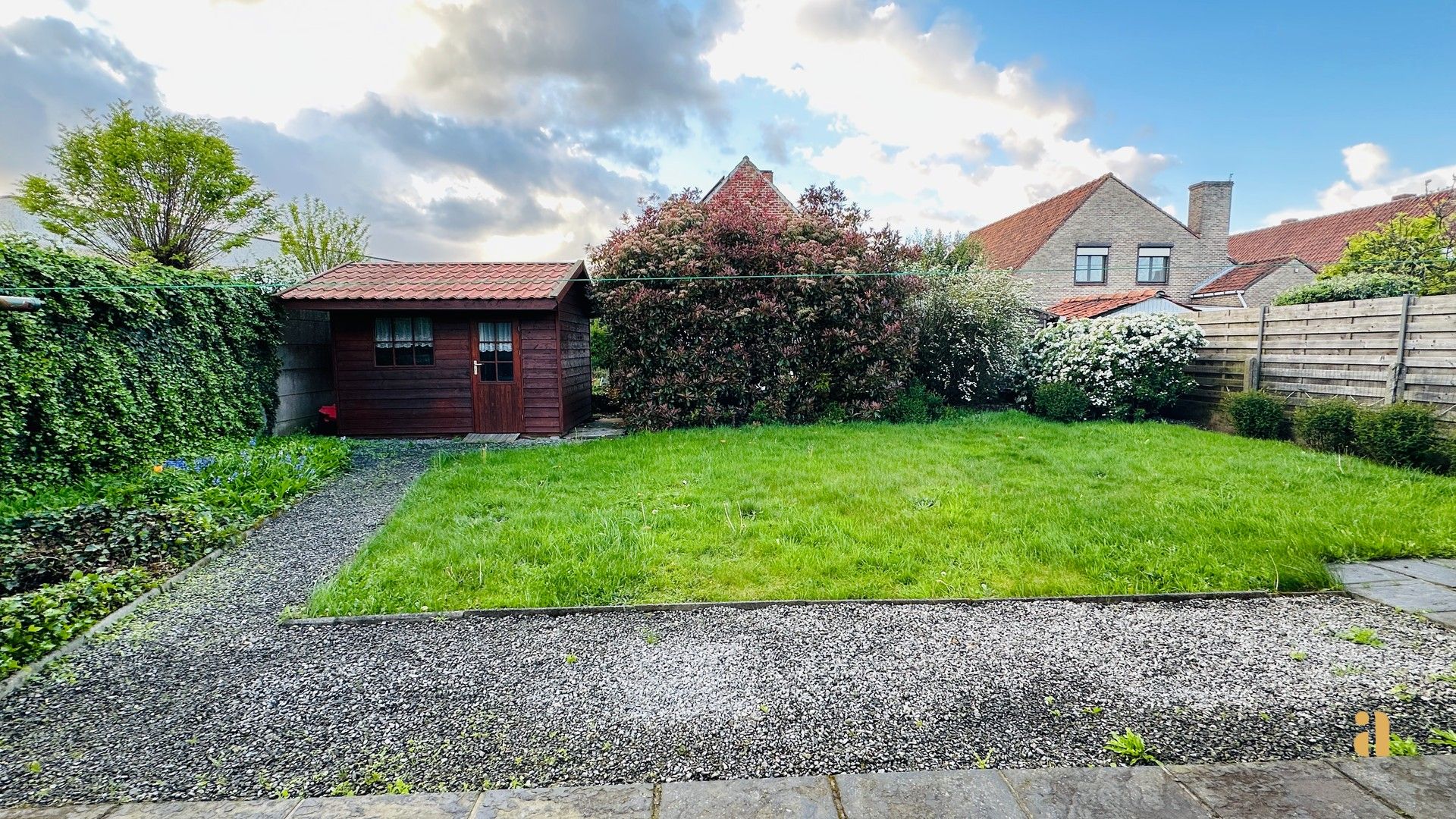 Renovatiekans: Rustig gelegen woning nabij centrum foto 17