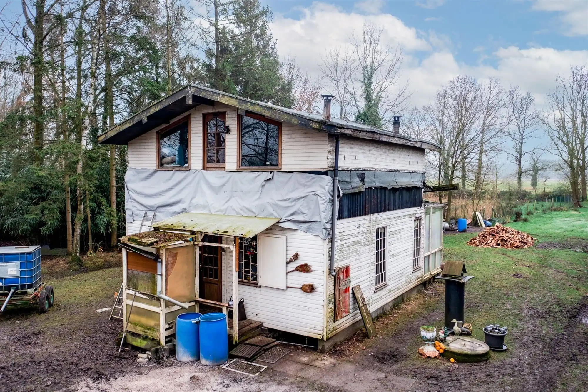 Weekendverblijf (1948m²) met achterliggend weiland (3378m²) foto 4