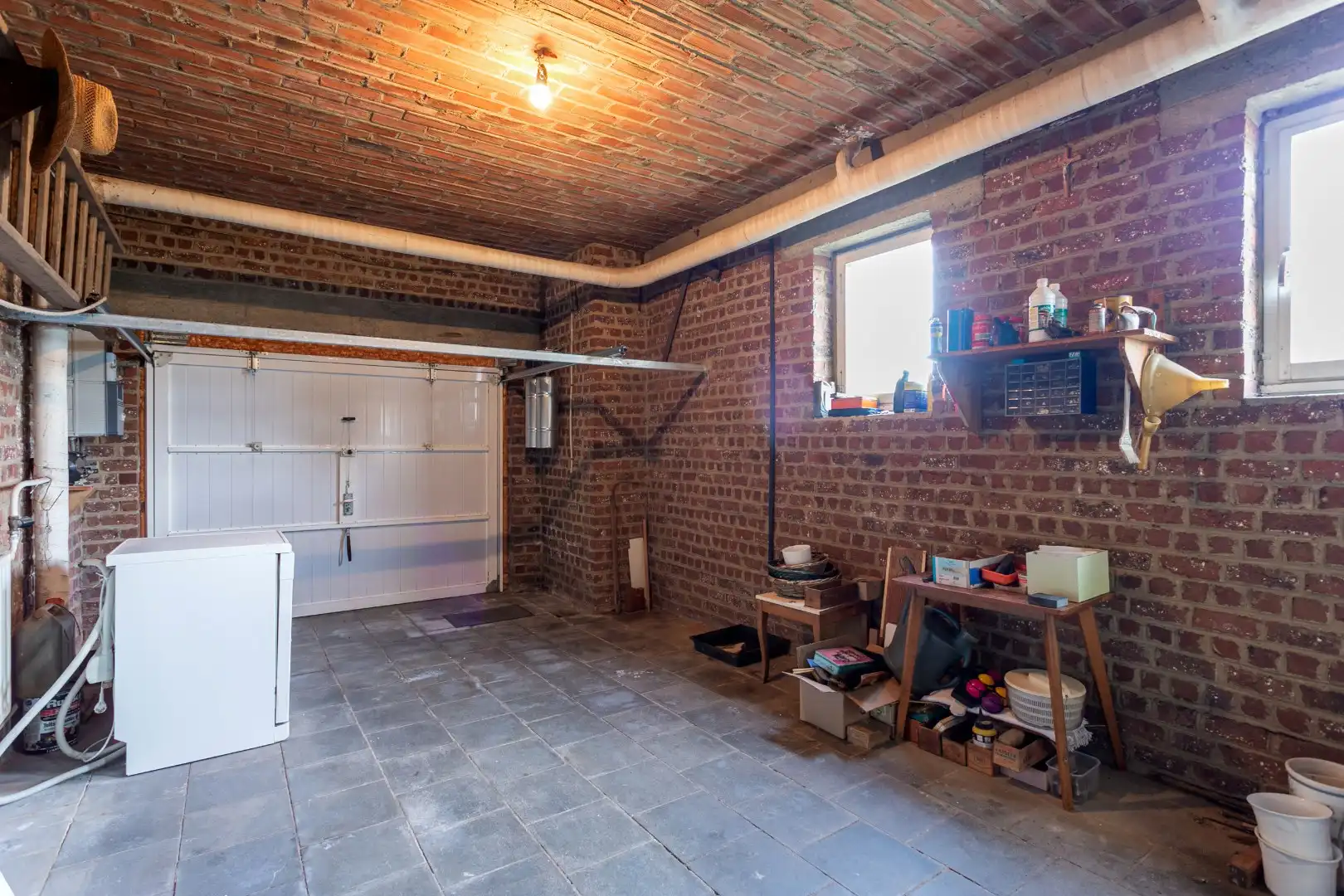 Te renoveren woning met 5 slpks op topligging in Dworp foto 22