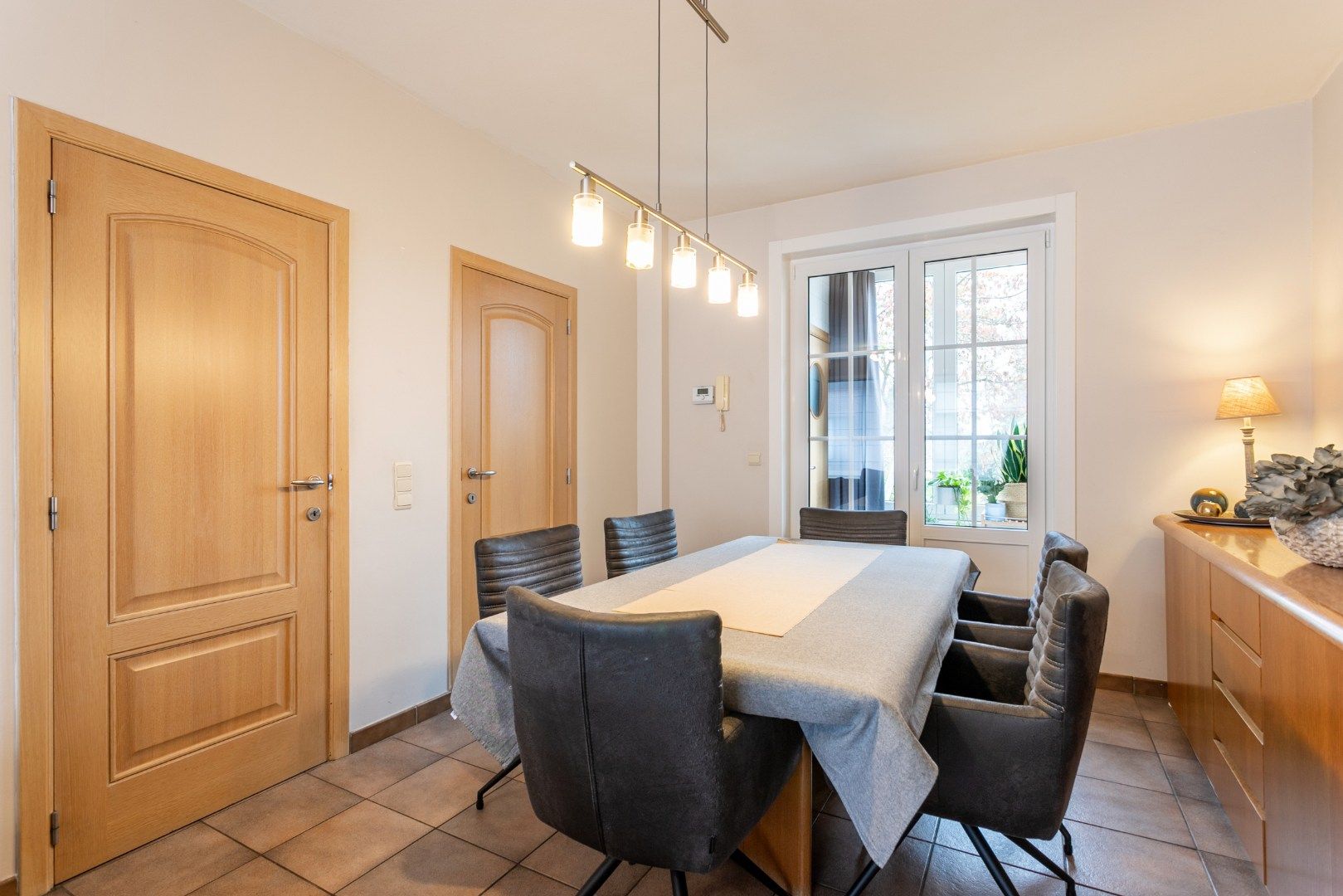 Energiezuinige woning met 3 slaapkamers en garage in Halle foto 6