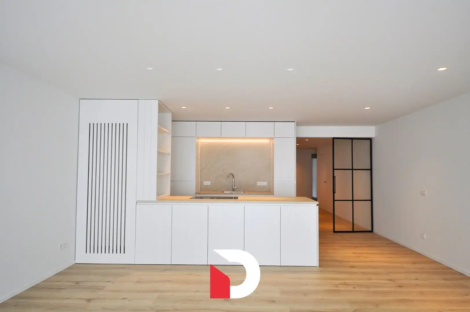 Ruim luxe appartement met 3 slaapkamers en 2 terrassen foto {{pictureIndex}}