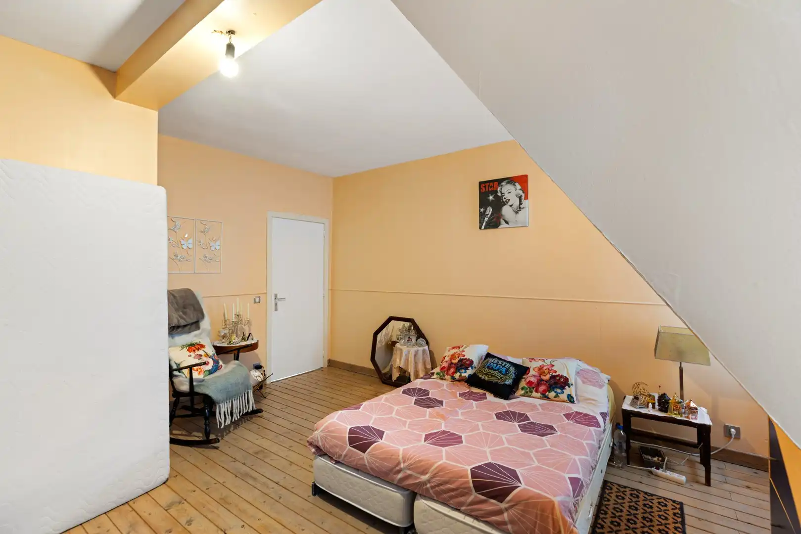 Interessante opbrengsteigendom met handelsgelijkvloers en duplexappartement in hartje Izegem foto 17