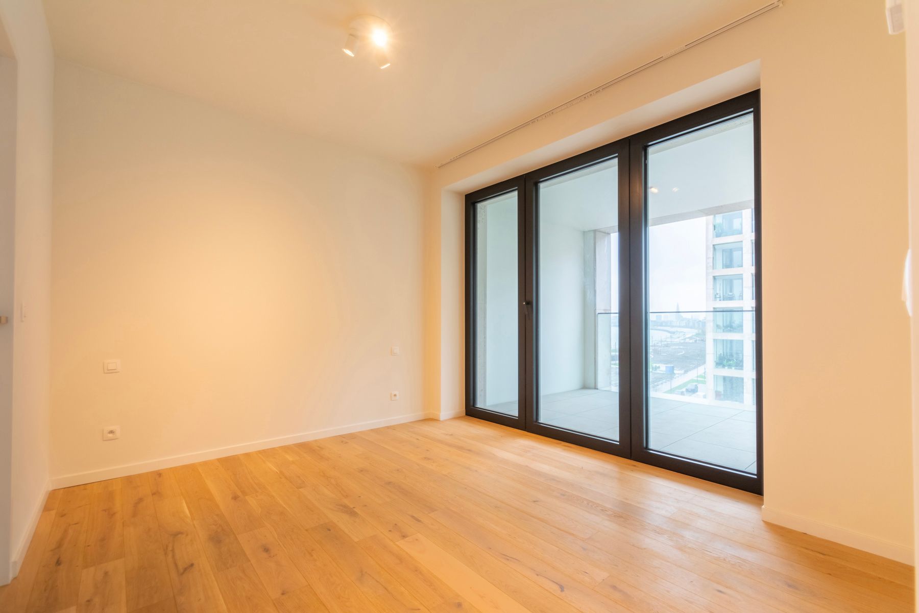 Prachtige 1-slaapkamer appt met prachtig zicht op de Schelde foto 8