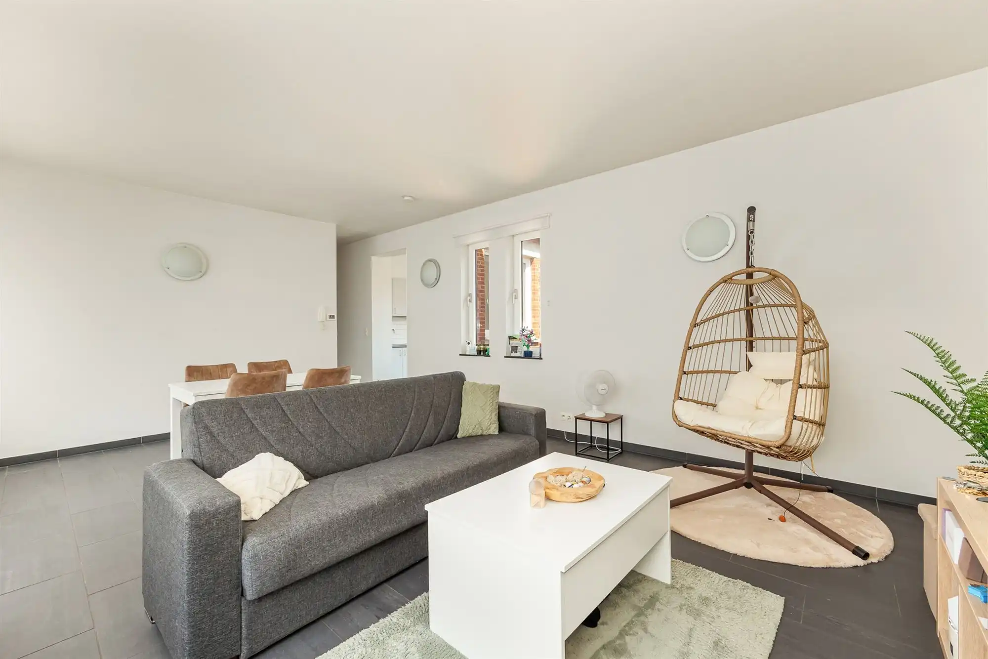 Appartement met terras op gunstige locatie foto 6