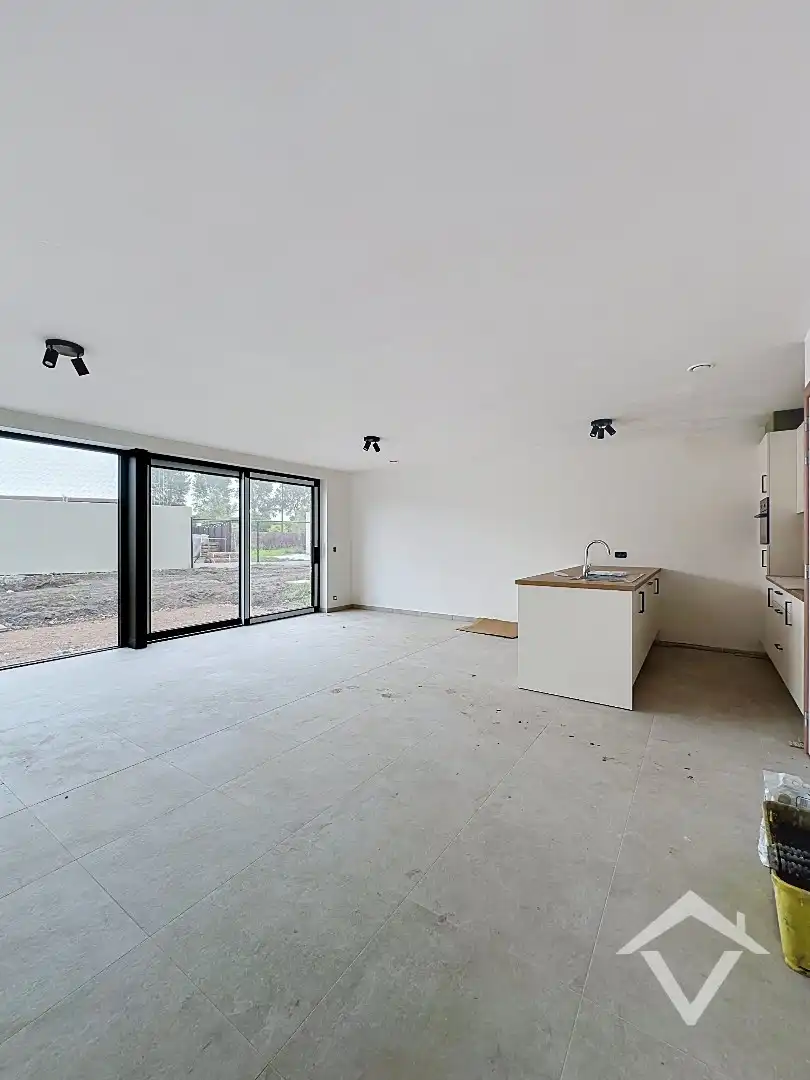 Nieuwbouwwoning met 3 slaapkamers en garage in Zande foto 5