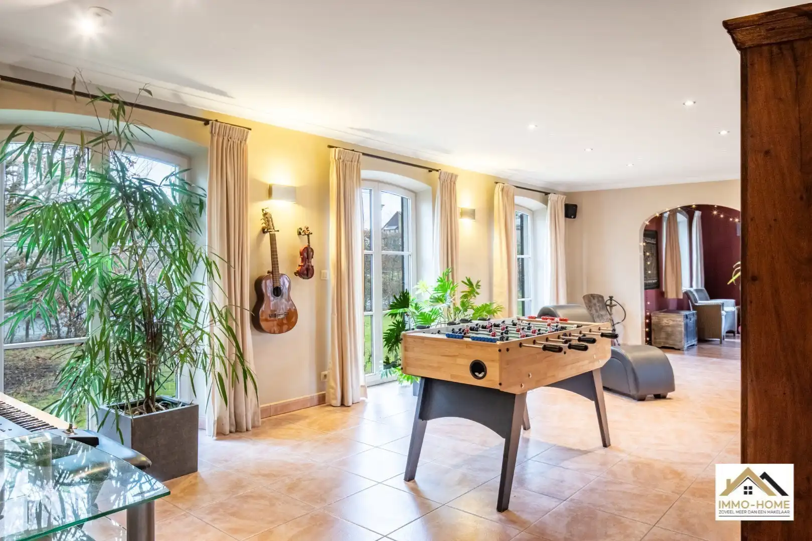 Stijlvolle en ruime villa op toplocatie te Merelbeke  foto 4