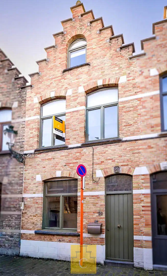 Instapklare trapgevelwoning met zonnig terrastuintje en grote berging, centrum, rustige straat omgeving ’t Zand foto 26