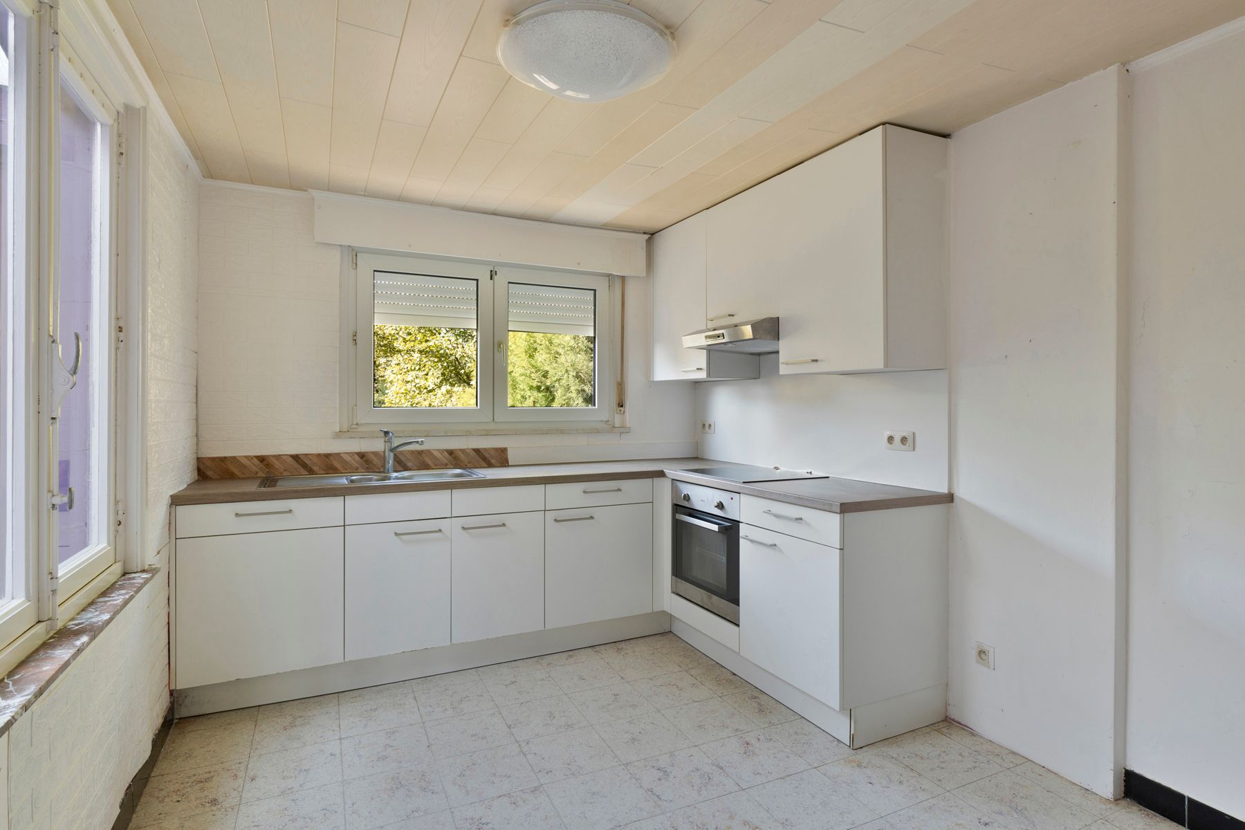 Woning met 2 slaapkamers, inrichtbare zolder en tuin foto 8