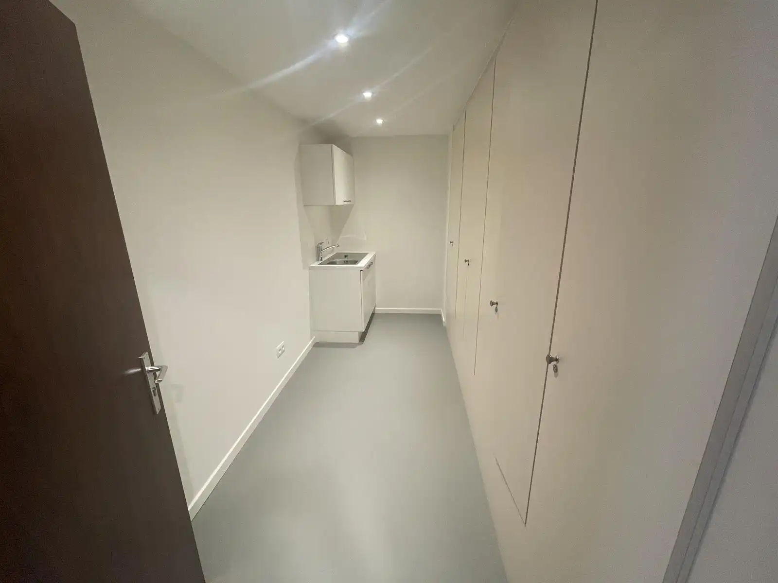 Prestigieus kantoor te huur op de Frankrijklei foto 15