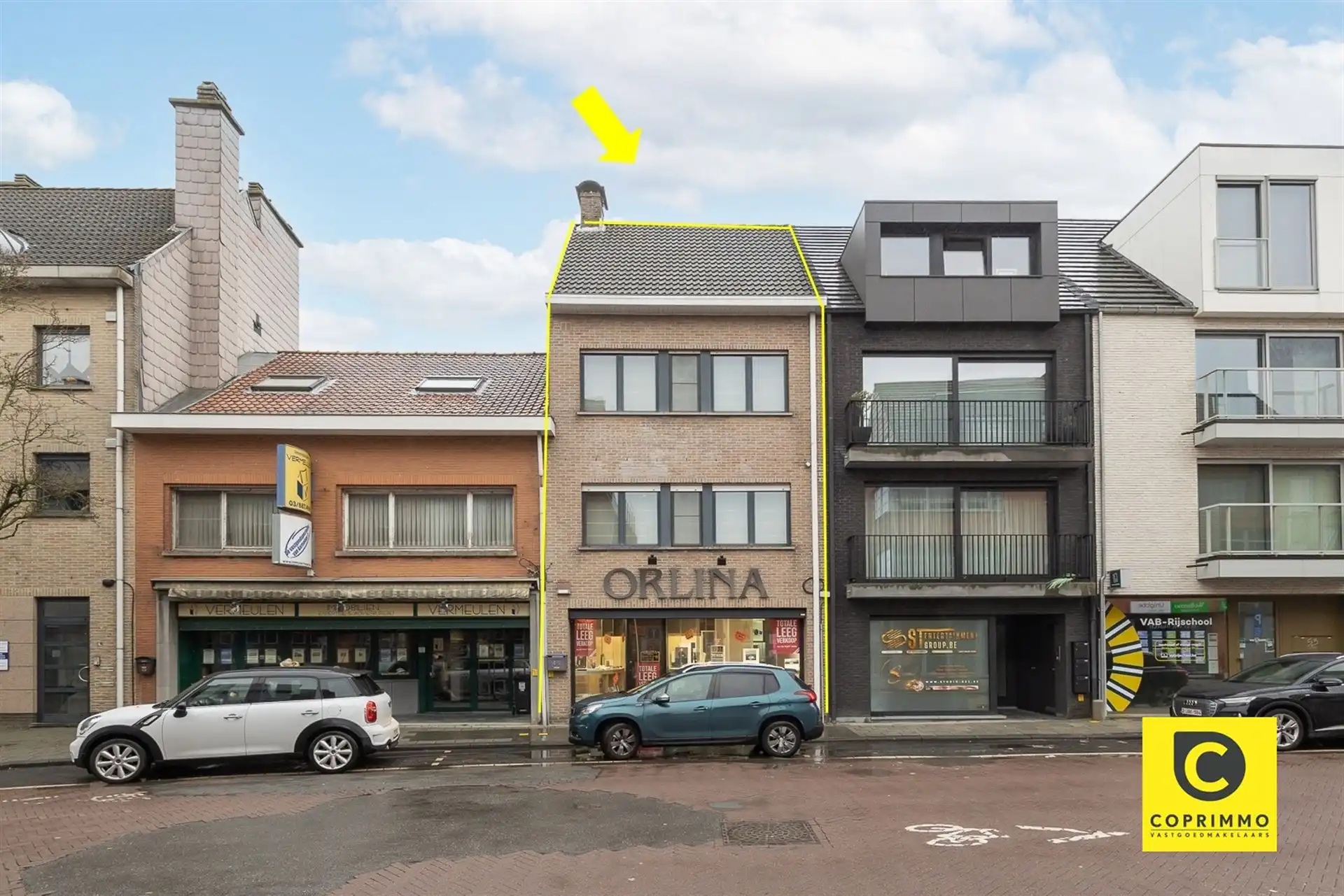 Handelspand met woonst foto {{pictureIndex}}
