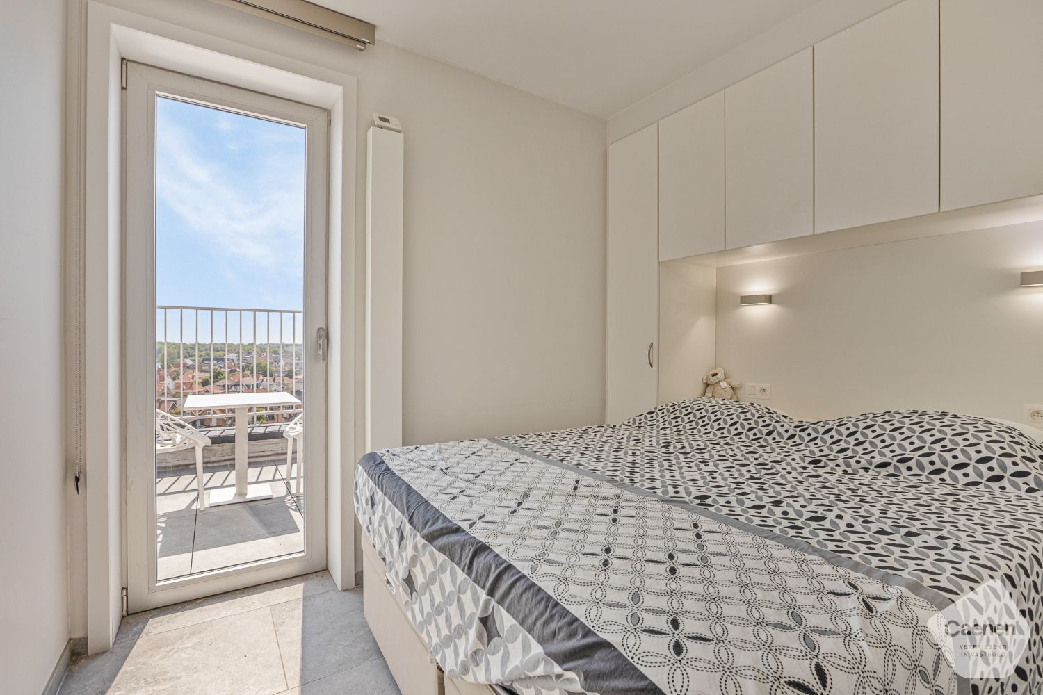 Gerenoveerde penthouse met terrassen en schitterend zeezicht! foto 5