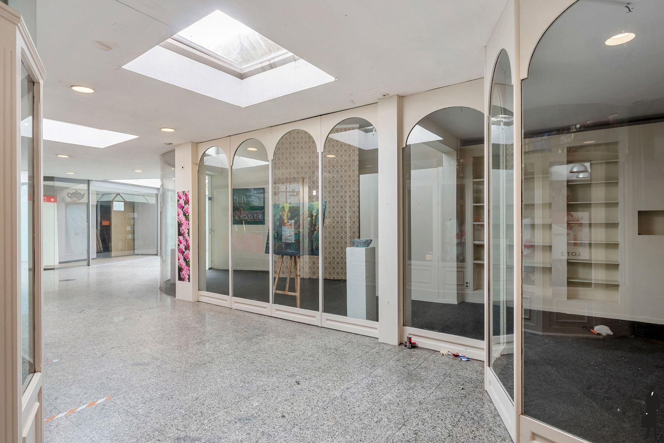 3 winkelpanden in de Vivaldi Galerij in Turnhout ! foto 8