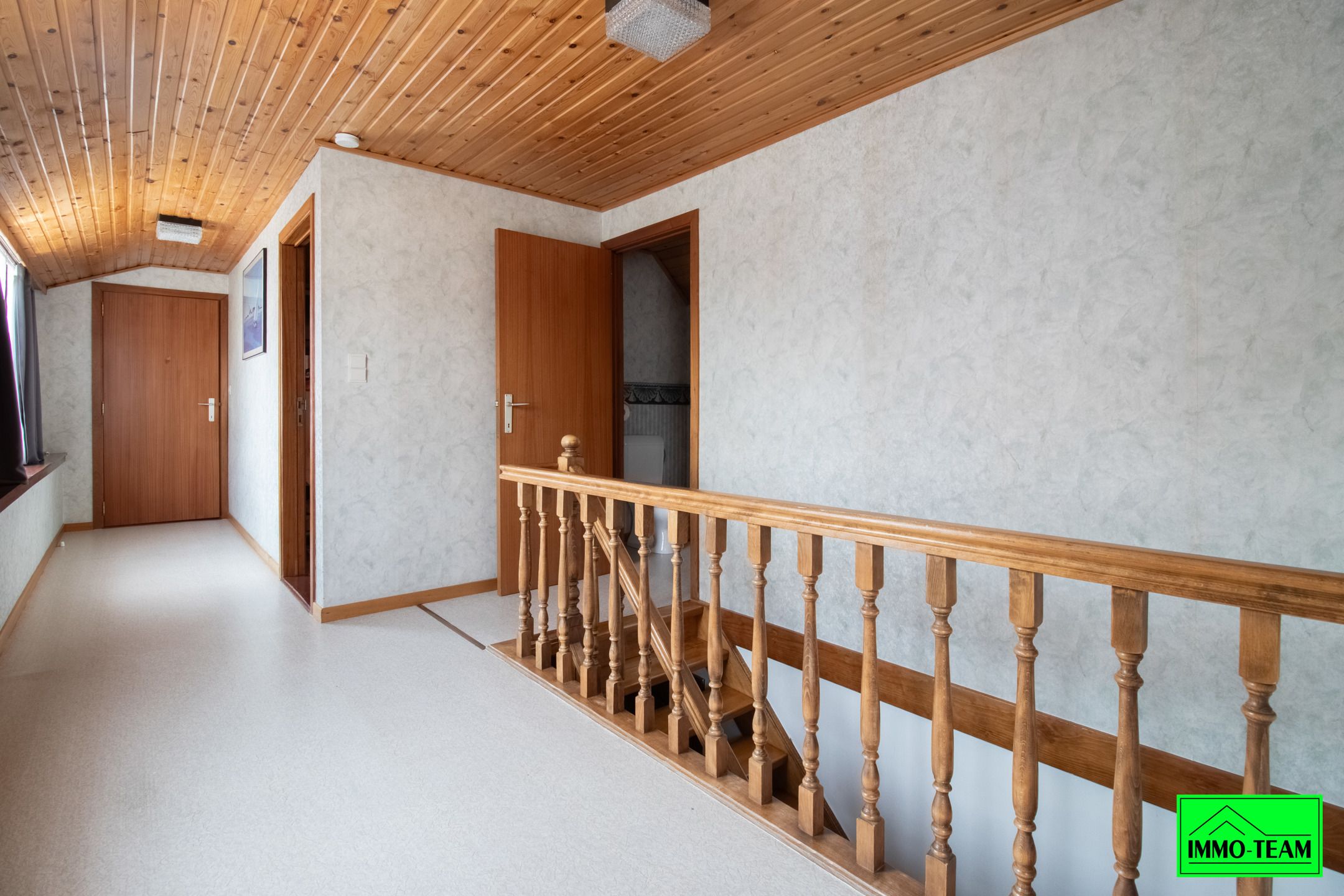 Ruime, instapklare woning met 4 slaapkamers foto 11