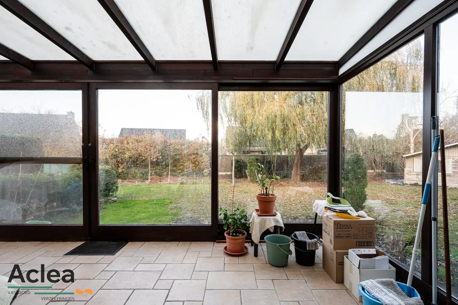 Woning op een uitstekend gelegen, ruim perceel foto 9