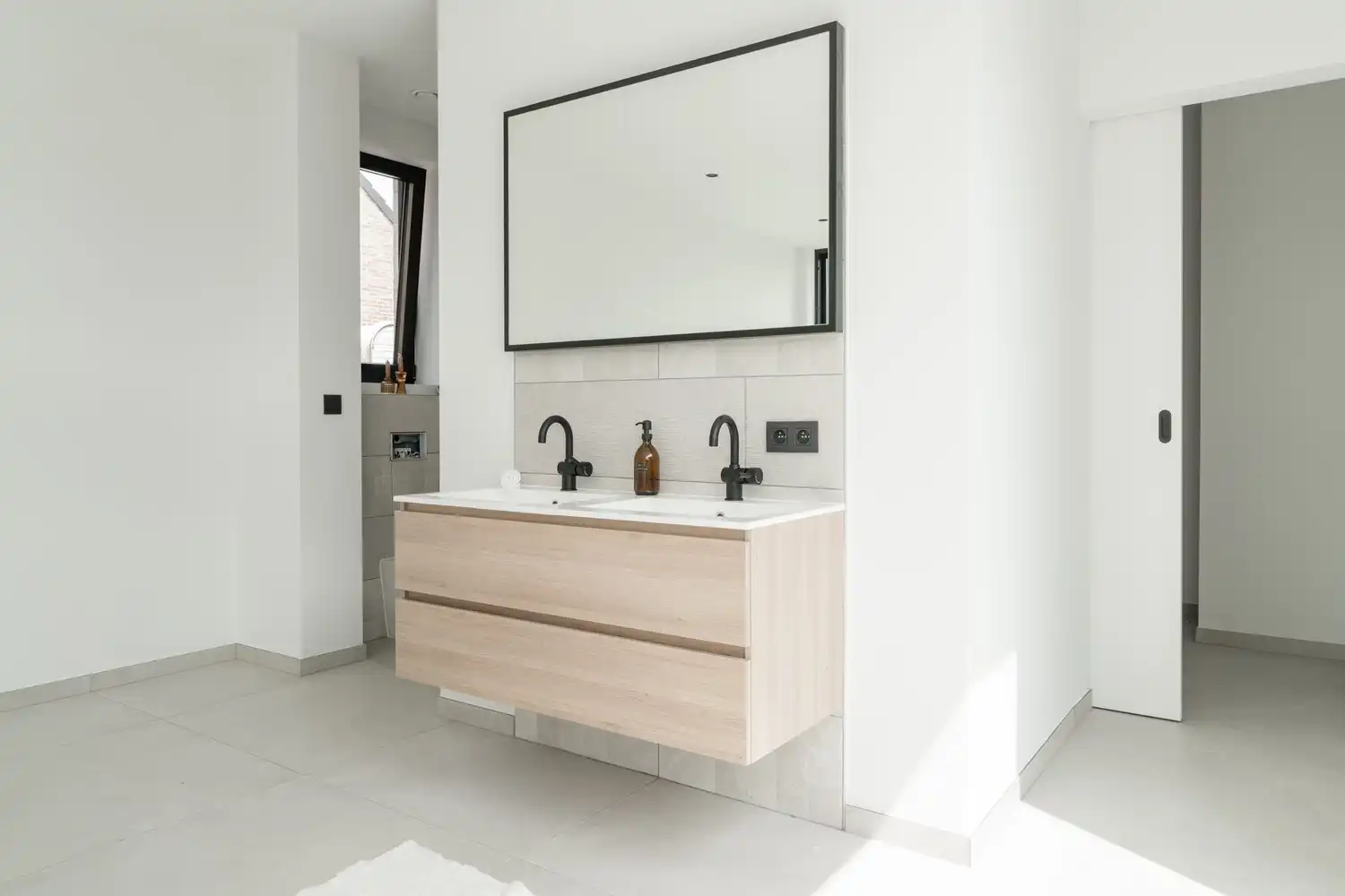 Prachtige moderne villa met 4 slaapkamers op een perceel van 700 m² te Lommel foto 23