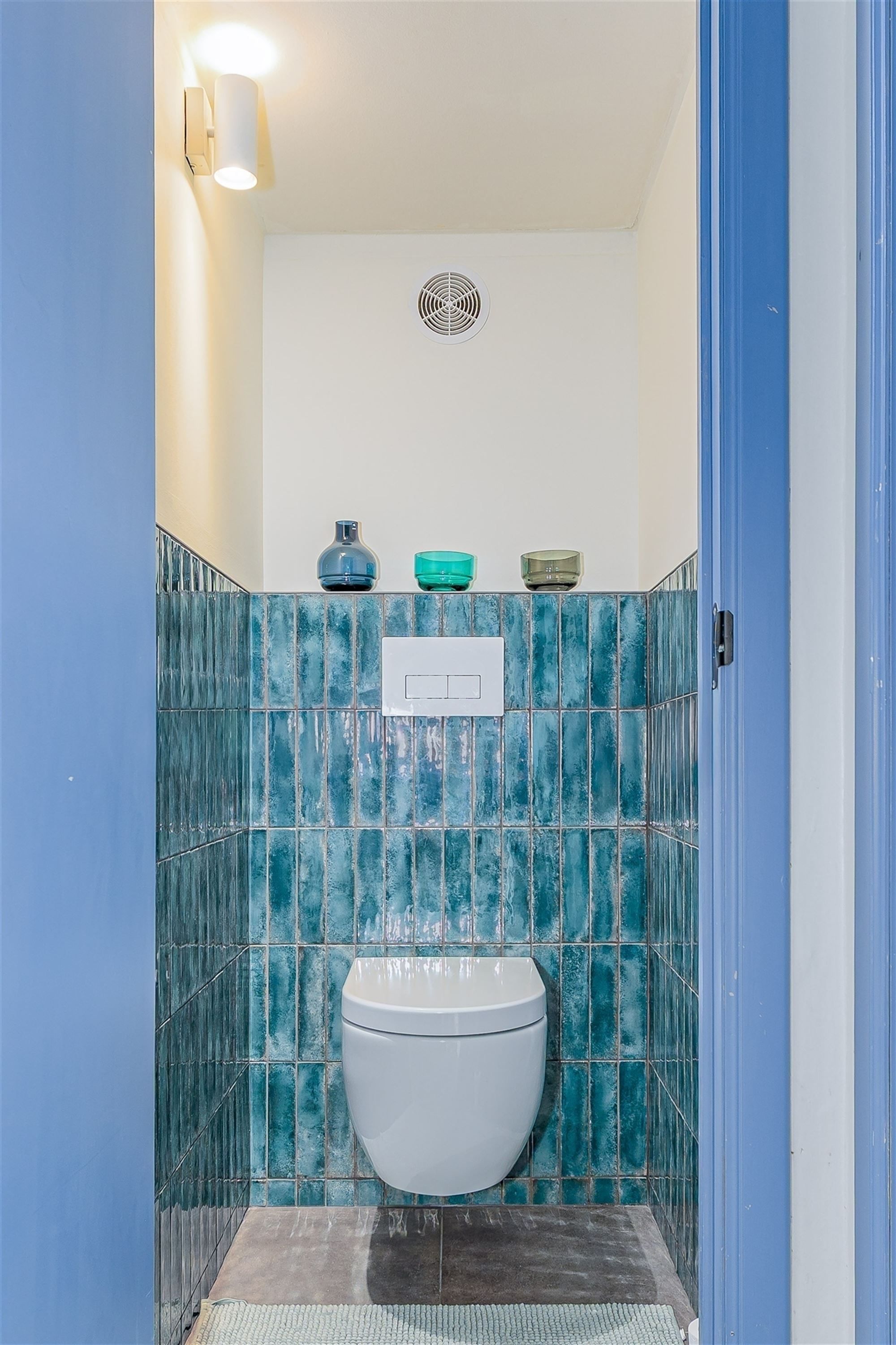 Instapklaar appt met zonovergoten living en 2 slk foto 17