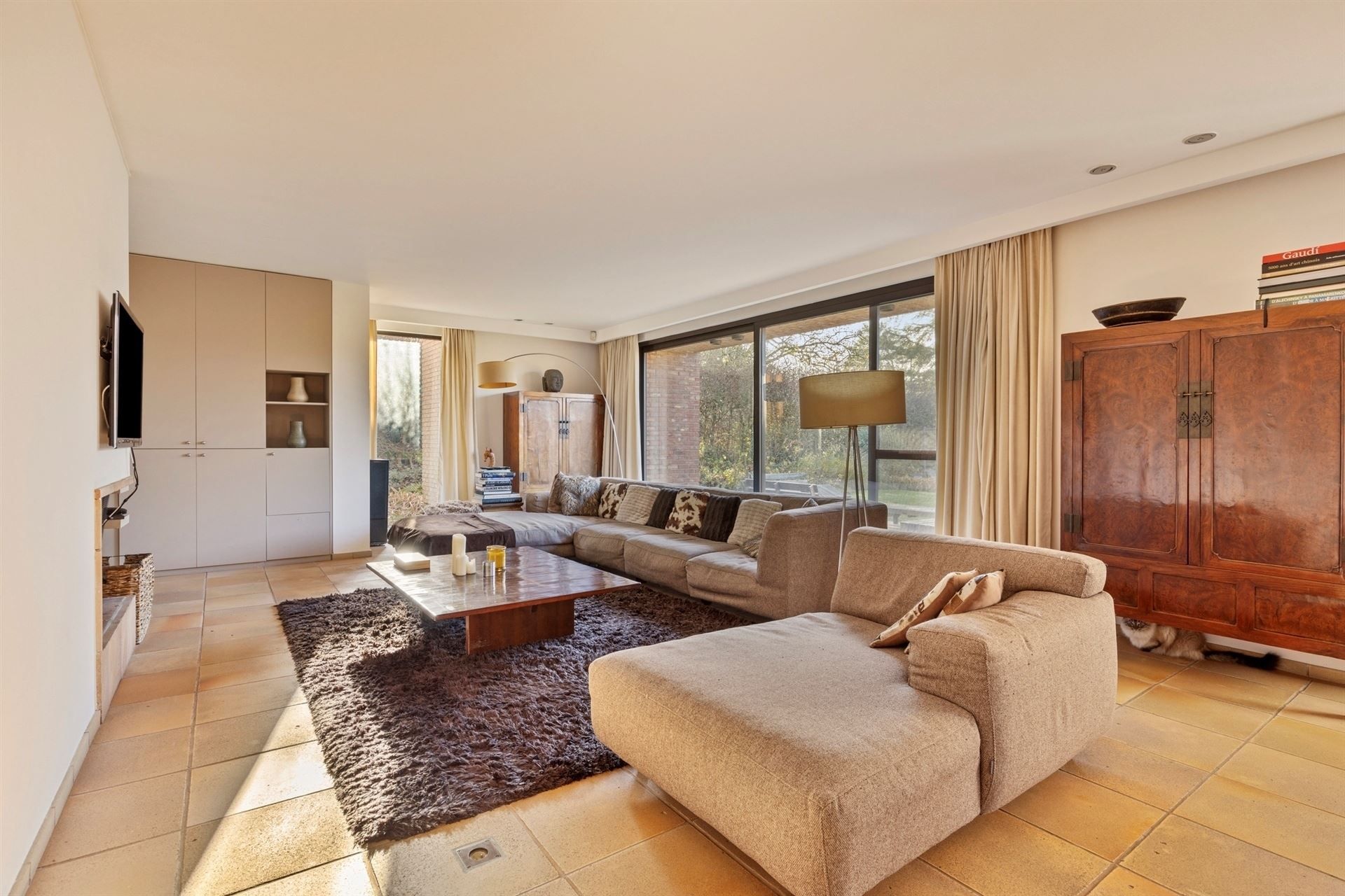 Ruime klassieke villa met zwembad in doodlopende straat foto 10