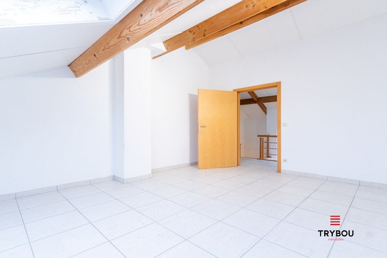 Karaktervolle gezinswoning met 4 slaapkamers op toplocatie foto 19