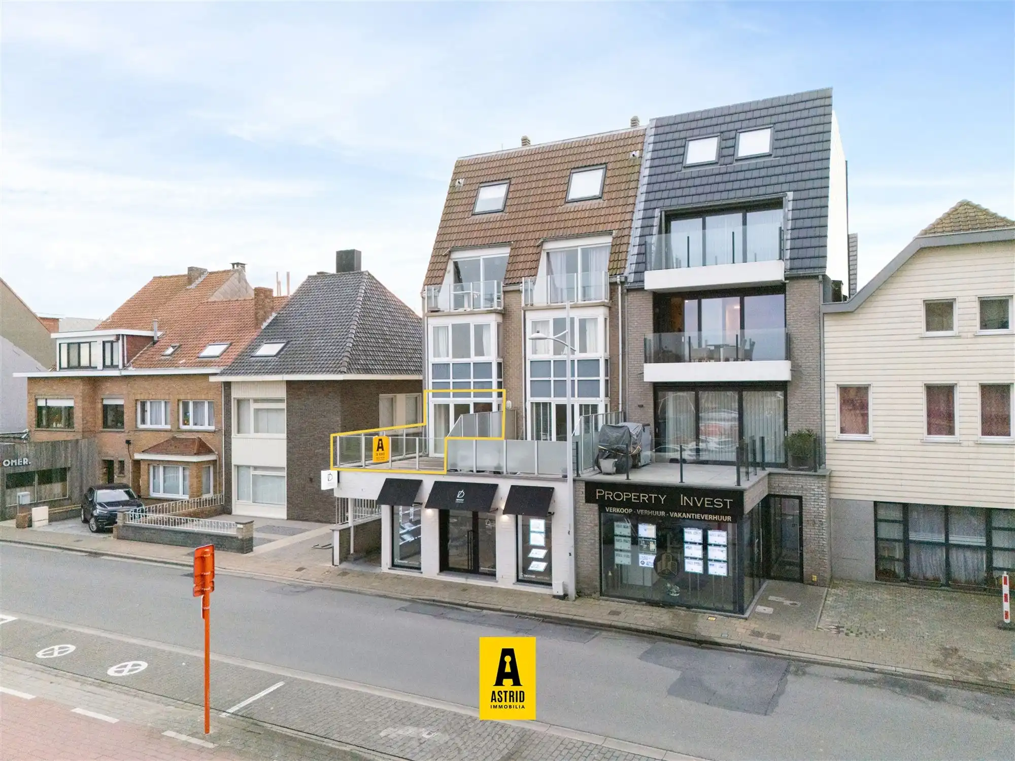 Appartement op topligging met ruim terras! foto {{pictureIndex}}