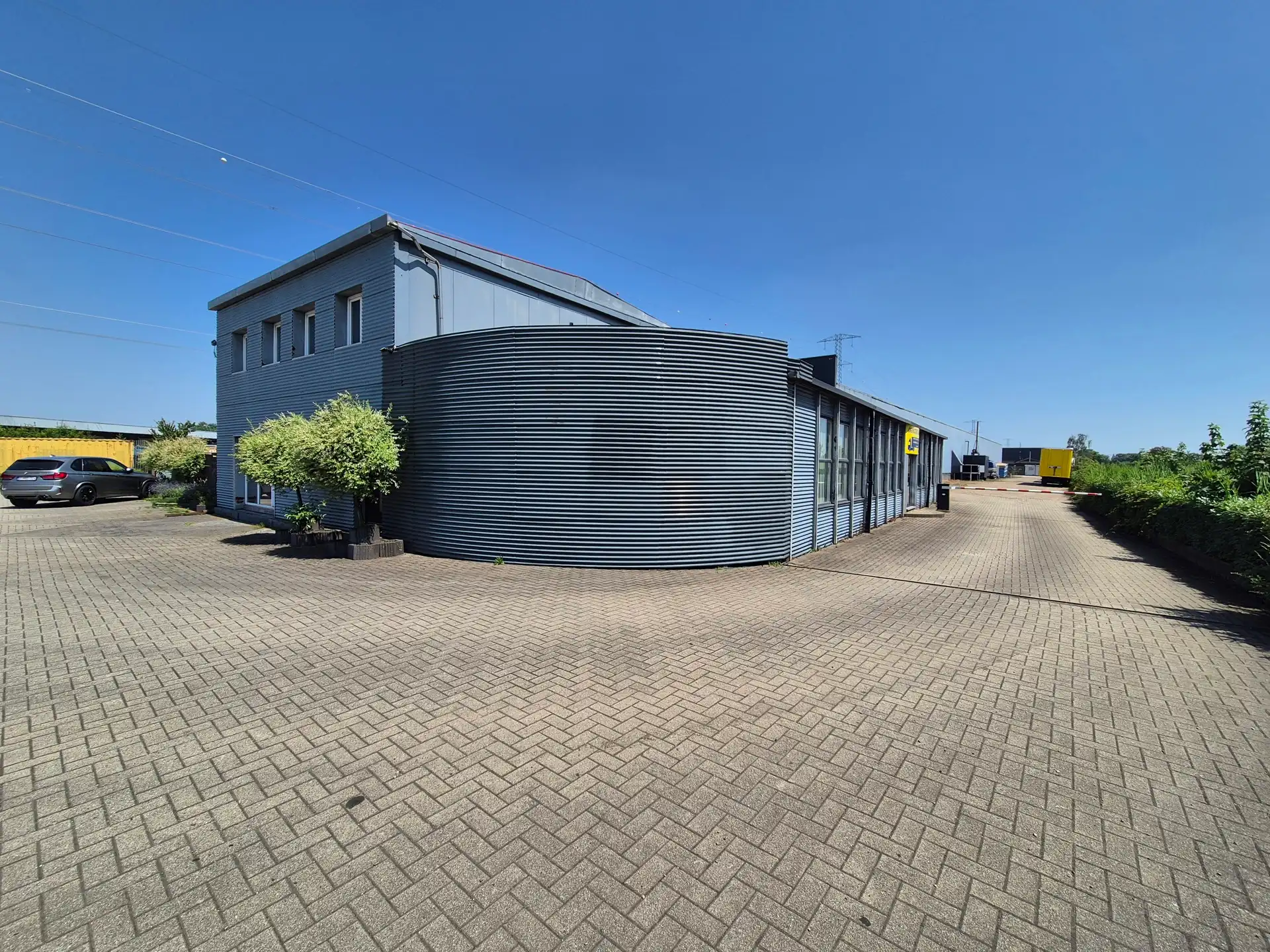 Te koop: 5.433m² bedrijfsruimte te Bree foto 2